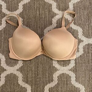 Victoria’s Secret push-up bra, size 38D